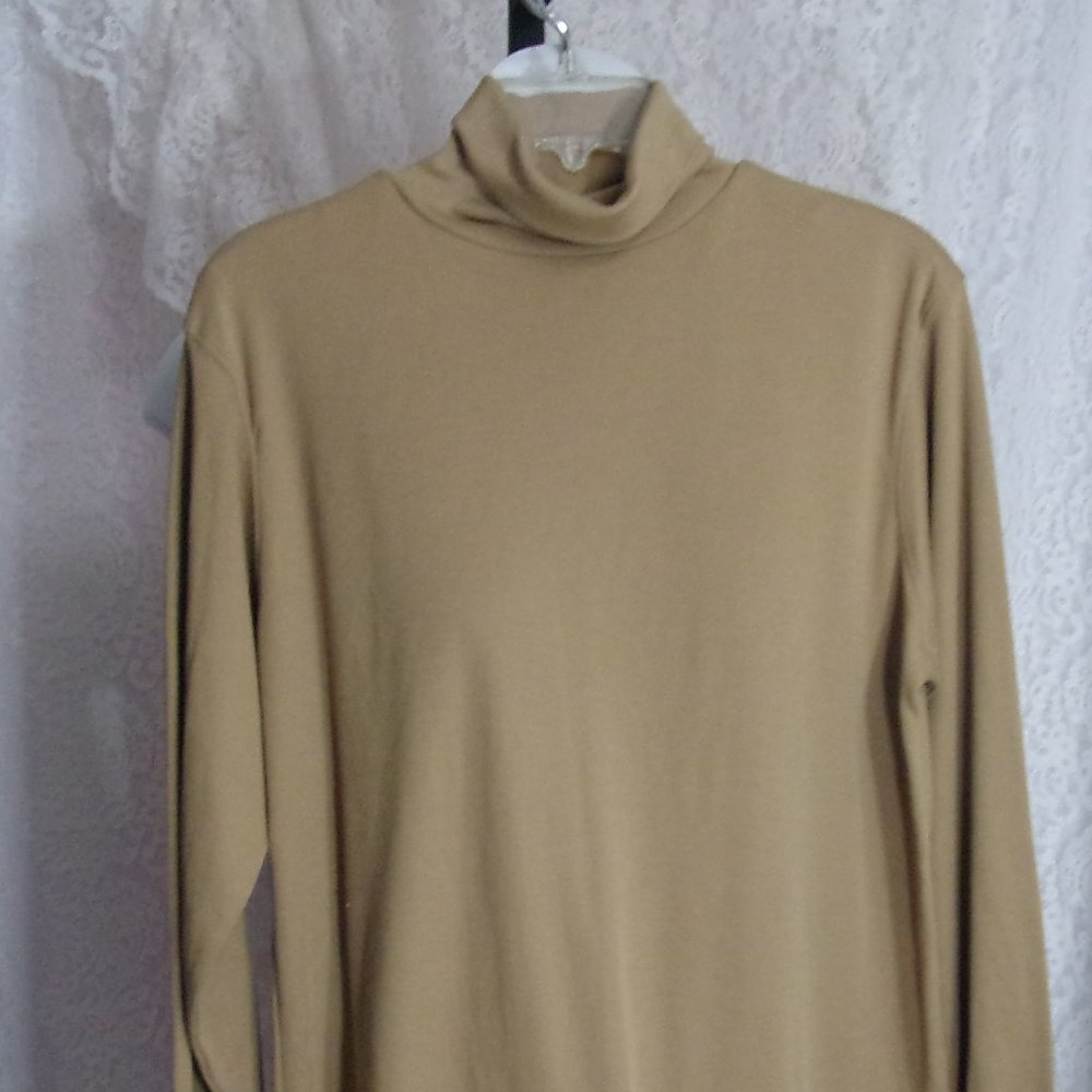 Dark Gold Turtleneck Top  NWOT Size L